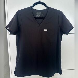 FIGS Black Women Scrub Top